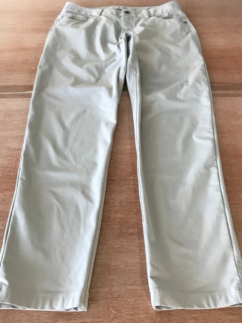 Lululemon ABC Commission Pants Men 30x29 Beige Mid Rise Zip Pocket Athleisure